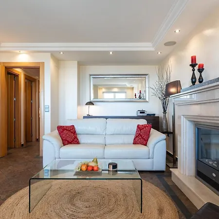 Saturno פואנגירולה